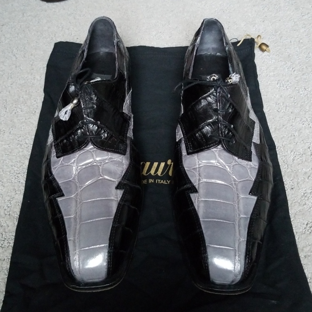 Elegant Black and Gray Men's Oxfords